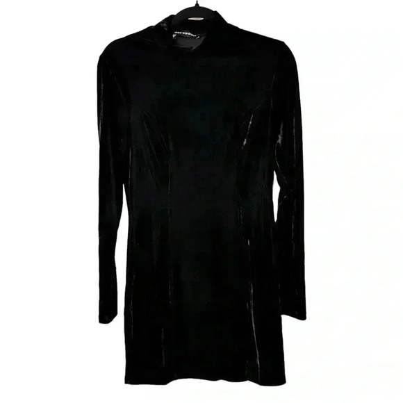 Naked Wardrobe Black Velvet Mini Dress with Slit Small - Picture 2 of 7